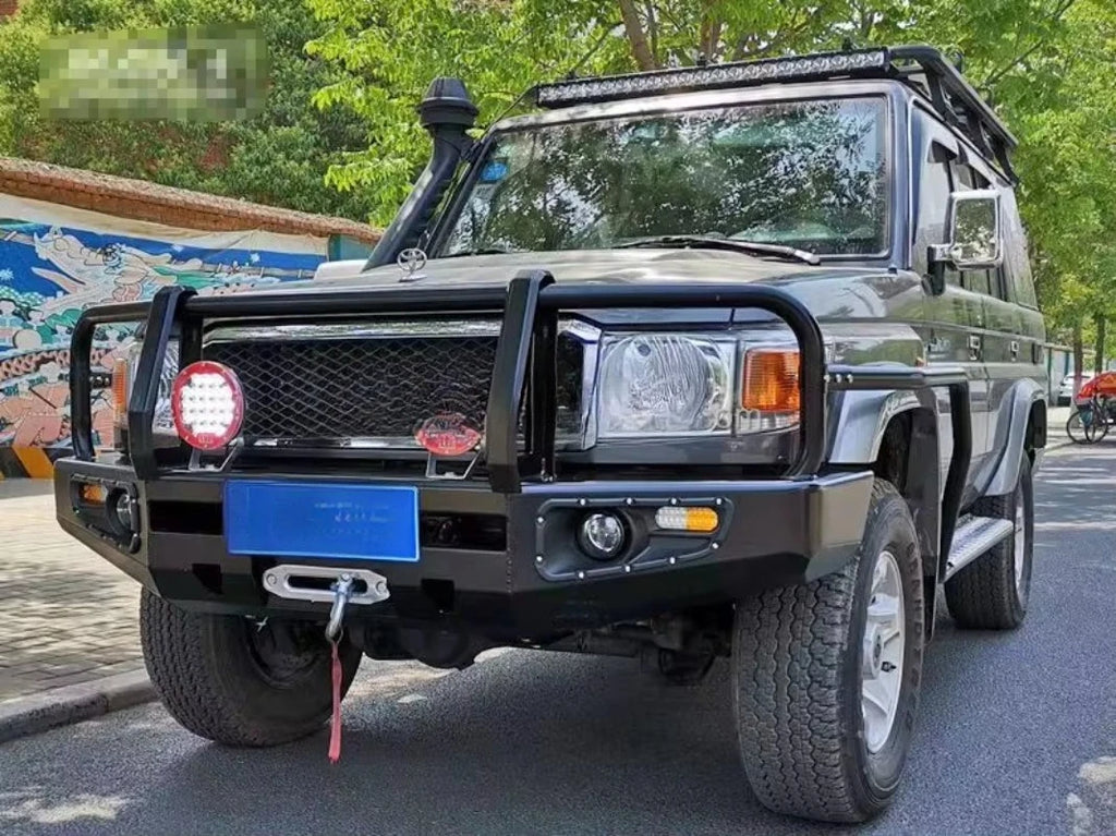 Heavy Duty Steel Front & Rear Bumper Bull Bar Off-Road Compatible New Condition for Pickup Trucks